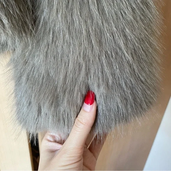 Zara faux fur buckle closure short coat grey brown - Picture 9 of 16